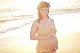 beach pregnancy photographer perth