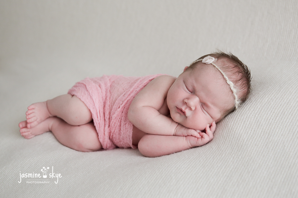 baby girl photography poses