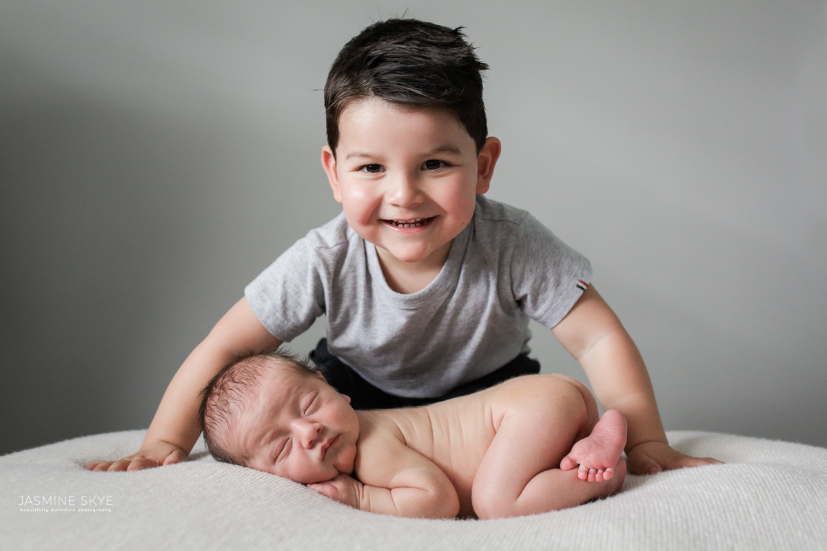 sibling baby photography